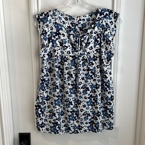 Tie Front Flutter Sleeve Top